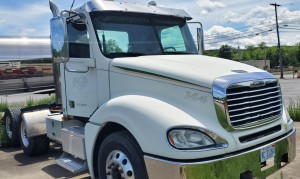 2014 Freightliner Columbia day cab Glider for sale